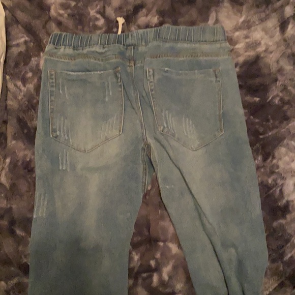 Jeans - Picture 2 of 2